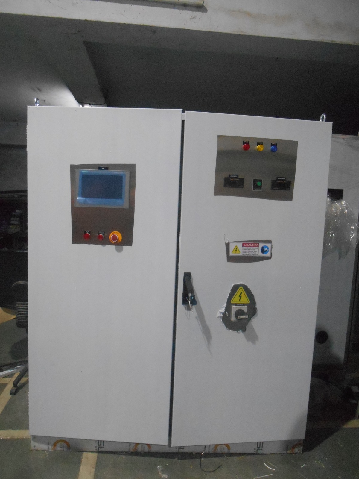 siemens plc panel authorized dealer in ahmedabad